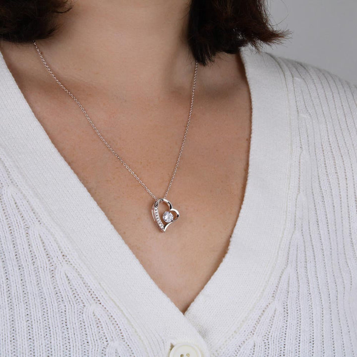 HeartRadiance Necklace – Romantic Heart Necklace for Hair Bowlift