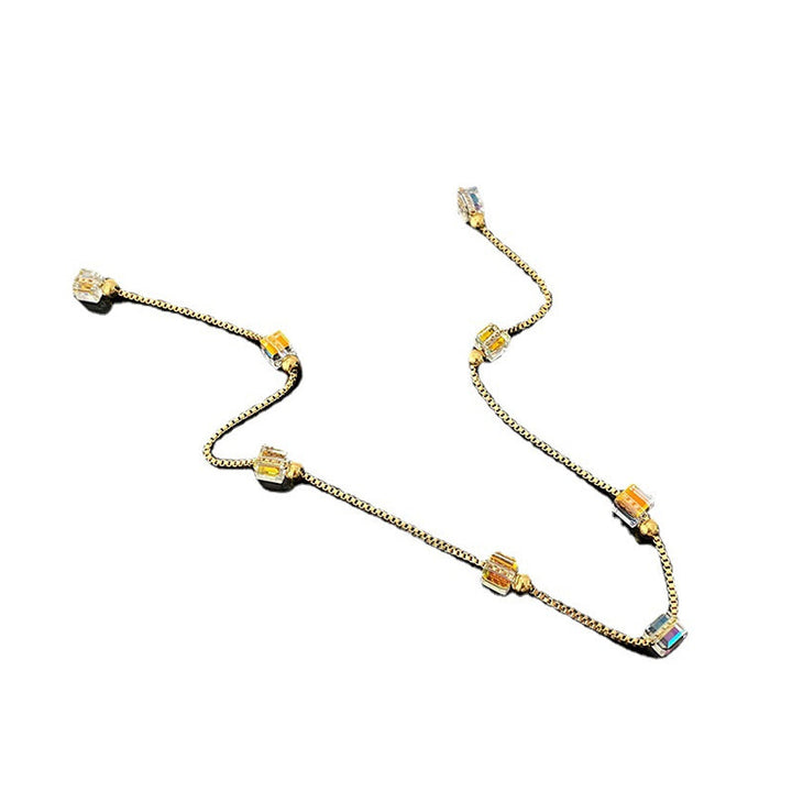 BowLift | Niche Design Crystal Bead Necklace
