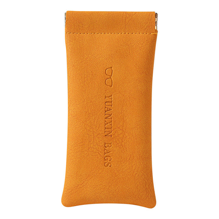 BowLift | Leather storage bag with buckle