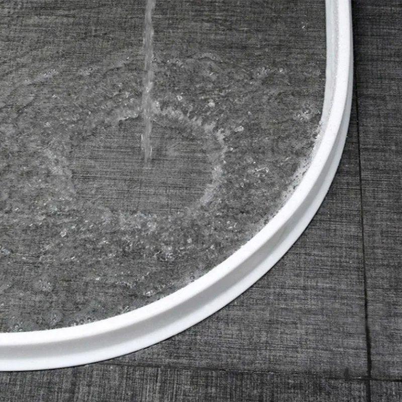FlexiSeal Shower Edge — No more wet floors and frustration in the bathroom, stay dry – completely without installation stress! | Bowlift