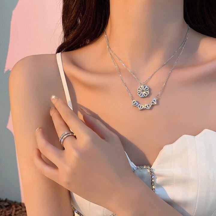 BowLift | Four-leaf clover necklace for women