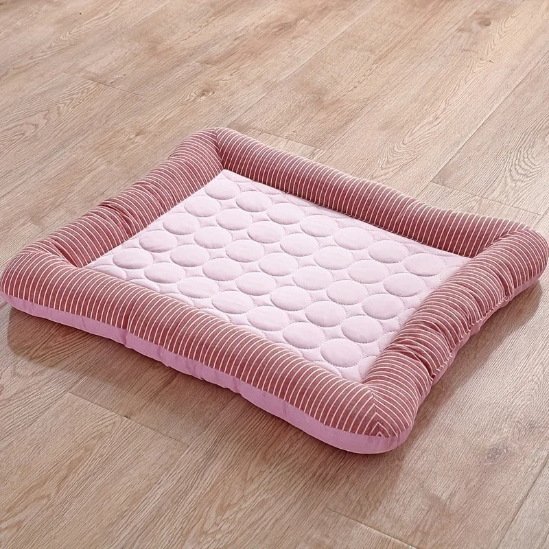 BowLift | CoolPaws Relaxmat – Cooling Pet Bed for Summer Comfort