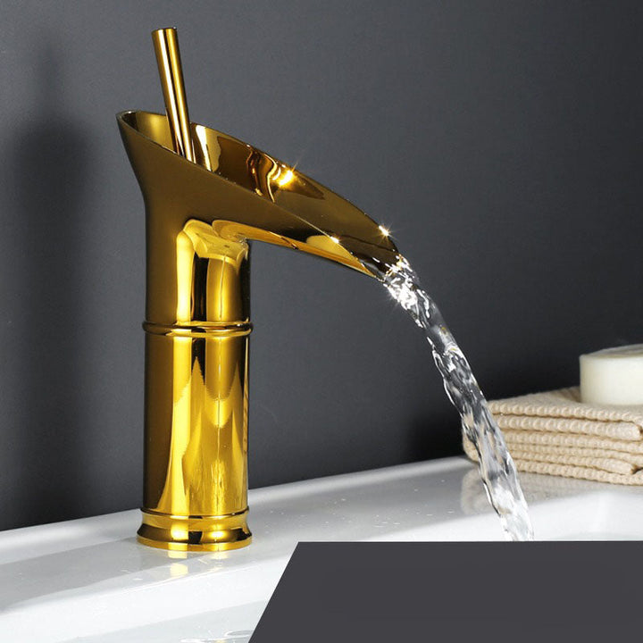BowLift | AquaVintura Antique waterfall bathroom faucet | Brass fitting with single lever mixer | Hot & cold water | Bronze look
