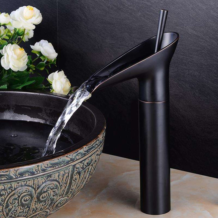 BowLift | AquaVintura Antique waterfall bathroom faucet | Brass fitting with single lever mixer | Hot & cold water | Bronze look