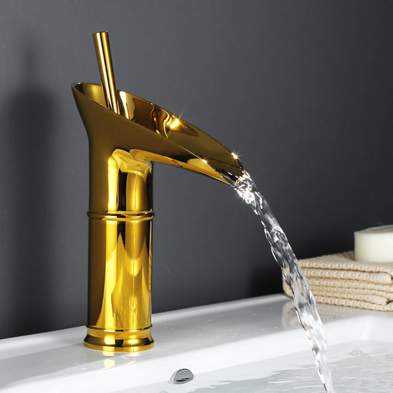 BowLift | Antique Waterfall Bathroom Water Wallpaper