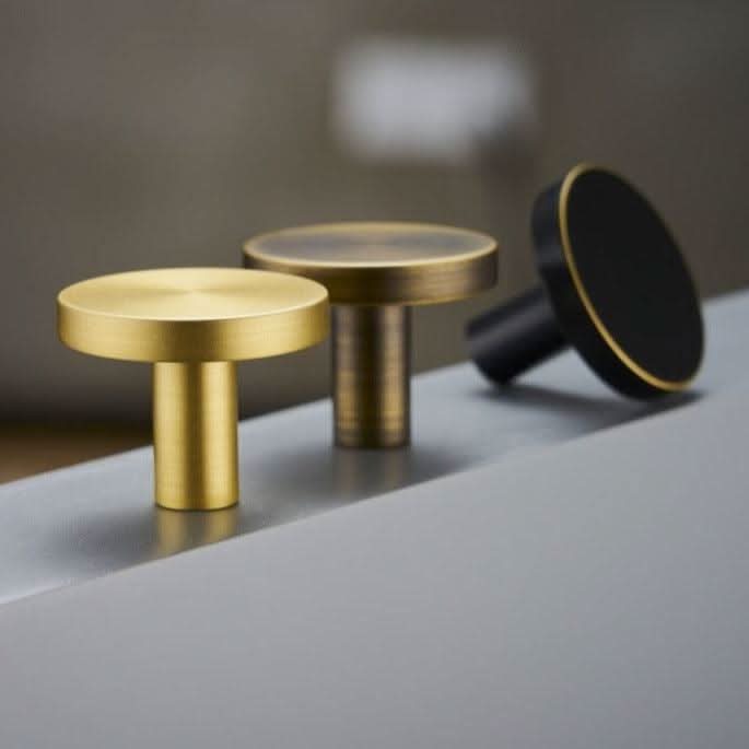 BowLift | Nelle - Stylish and strong wall hook