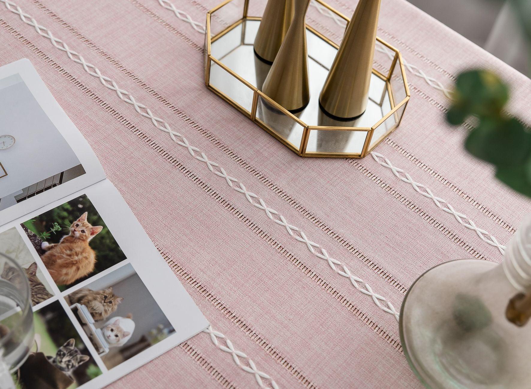 BowLift | Batillo Linen Tablecloth | Tablecloth, Indoor & Outdoor