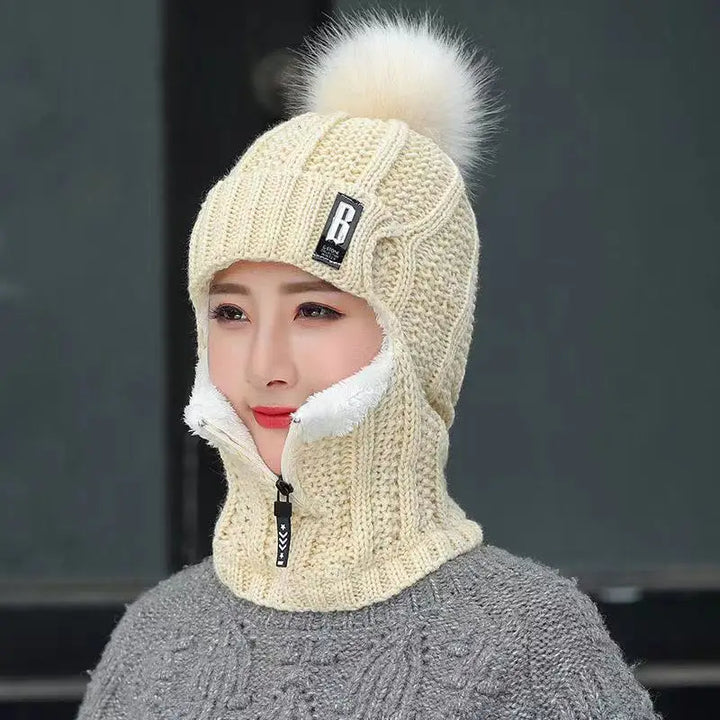 WinterPom – Trendy Accessory for Cold Winter Days Bowlift