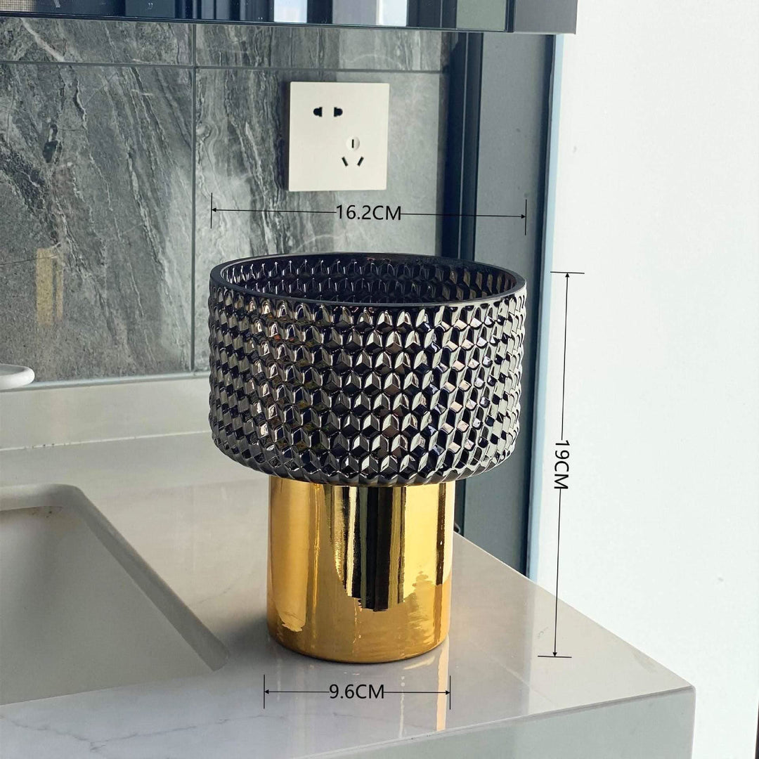 BowLift | LUNIKO – Minimalist Ceramic Vase for Modern Elegance