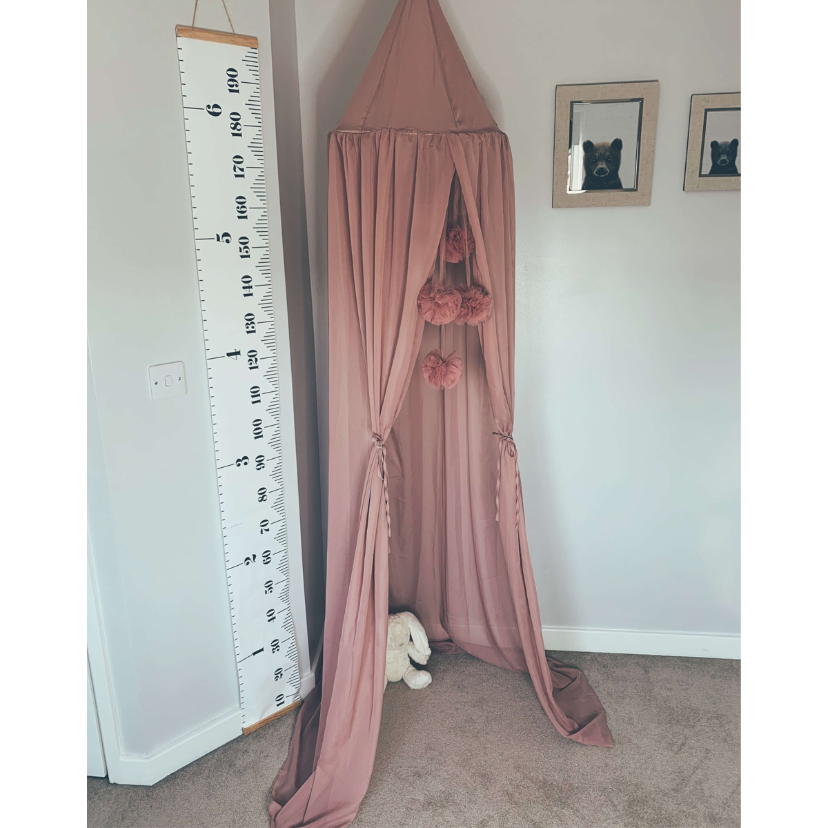 BowLift | Children's room canopy in Nordic style