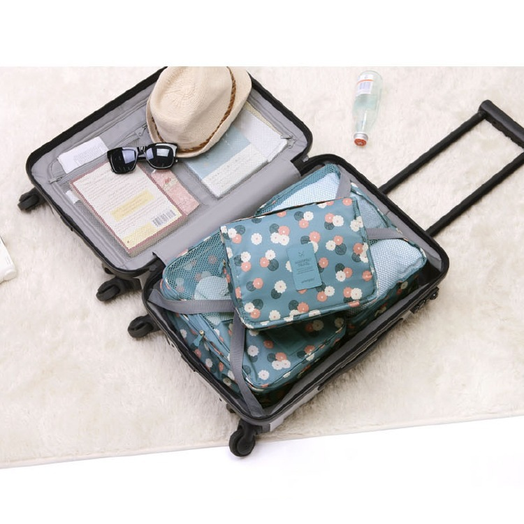 BowLift | TravelEase – Water-repellent Cosmetic Bag with Hook and Compartments | Travel Toiletry Bag