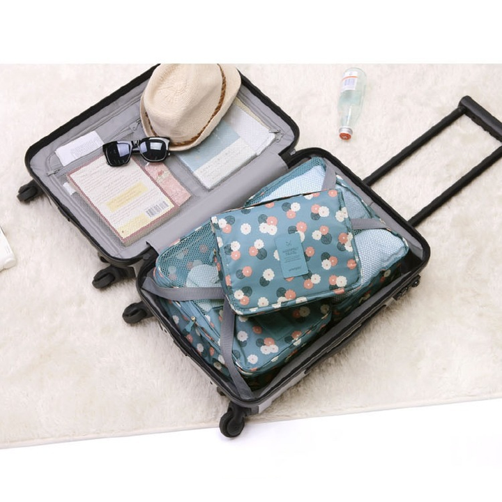 BowLift | TravelEase – Water-repellent Cosmetic Bag with Hook and Compartments | Travel Toiletry Bag