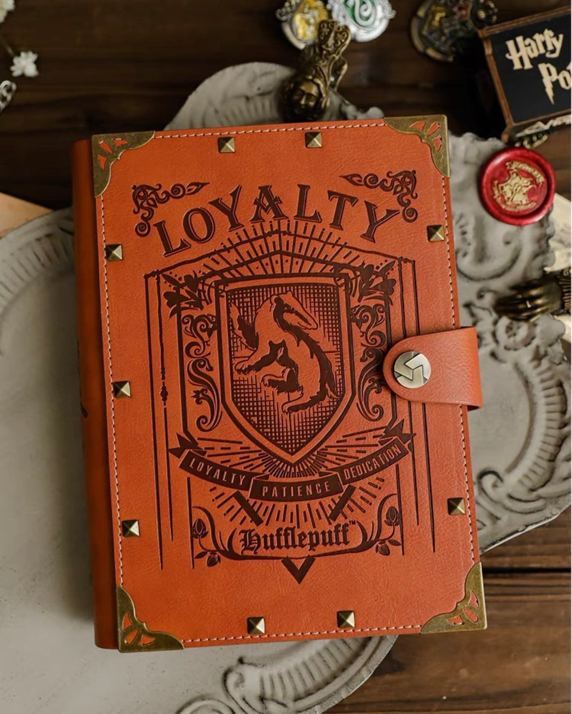 BowLift | Hogwarts Handbook Notebook Grimoire