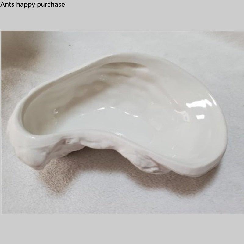 BowLift | Ceramic Plate Oyster