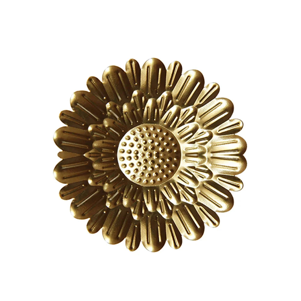 BowLift | Elegant Round Gold Metal Wall Hanging Decoration