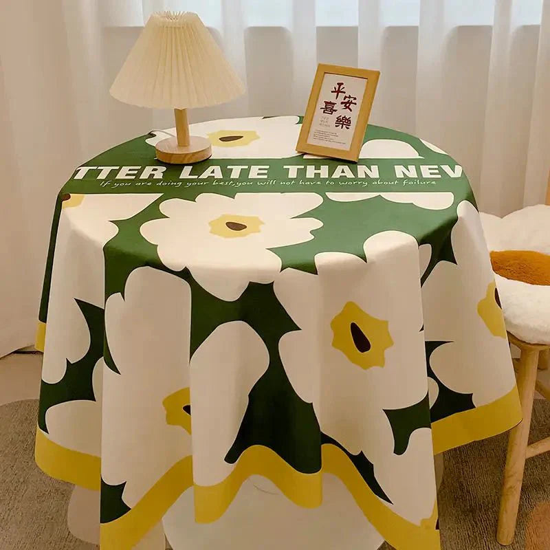 BowLift | Checked Design Round Cotton Tablecloth