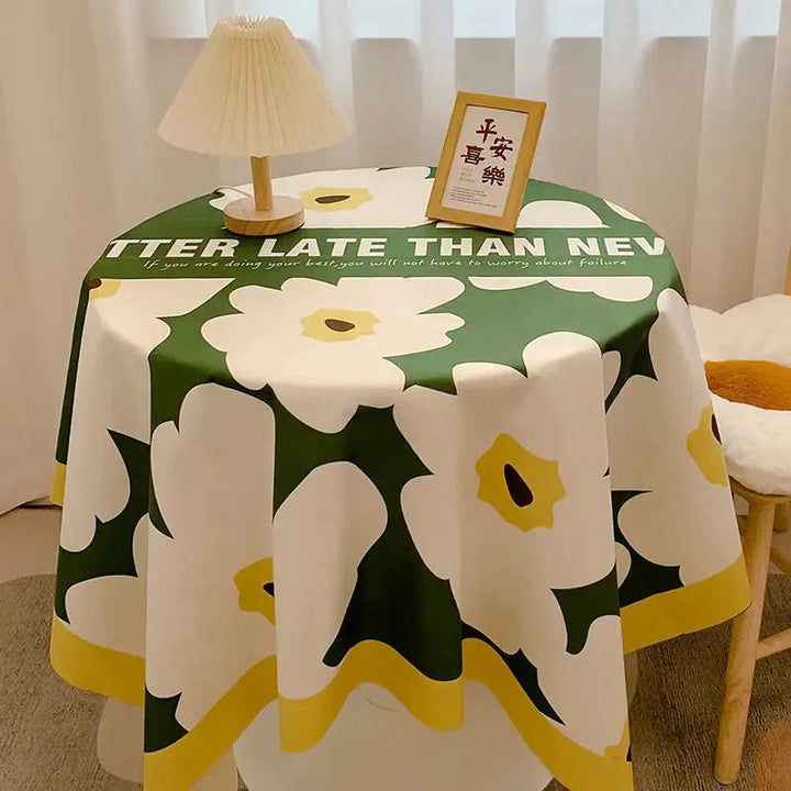 BowLift | Checked Design Round Cotton Tablecloth