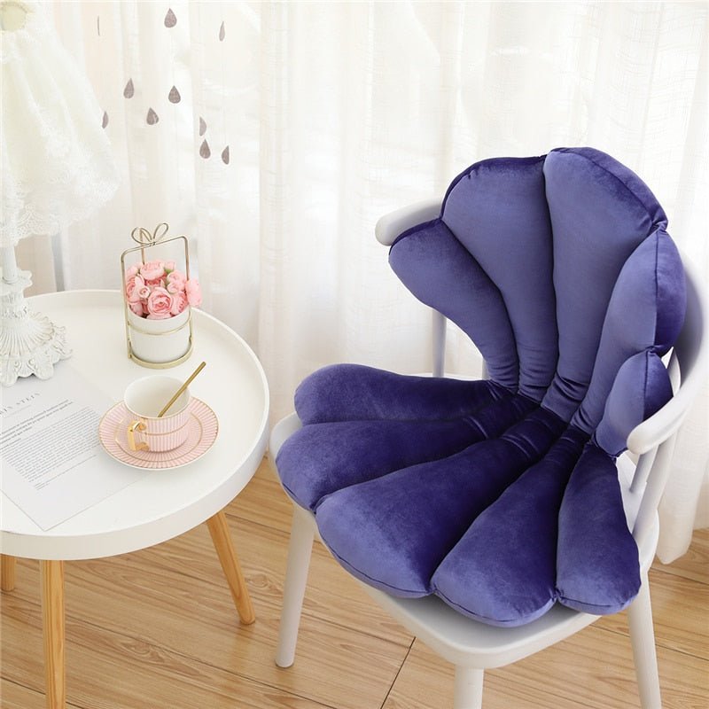 BowLift | Chic Velvet Shell Cushion - Luxurious and Stylish Cushion for Living Room, Bedroom