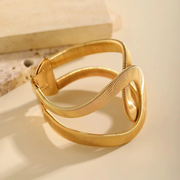 BowLift | Chunky Spiral Cuff Bracelet