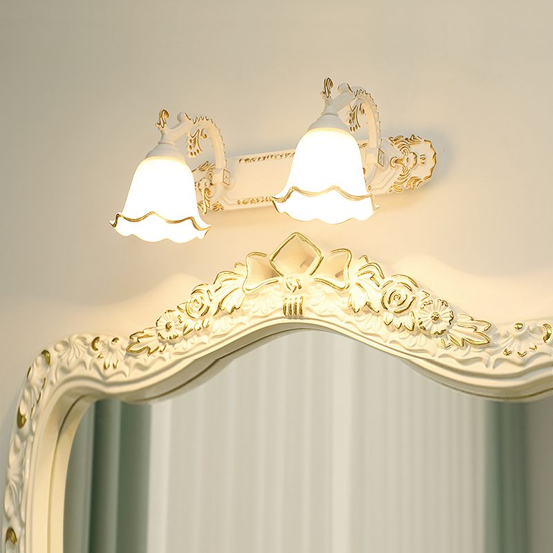 BowLift | Classic Wall Lamp with Vintage Design – Aurora