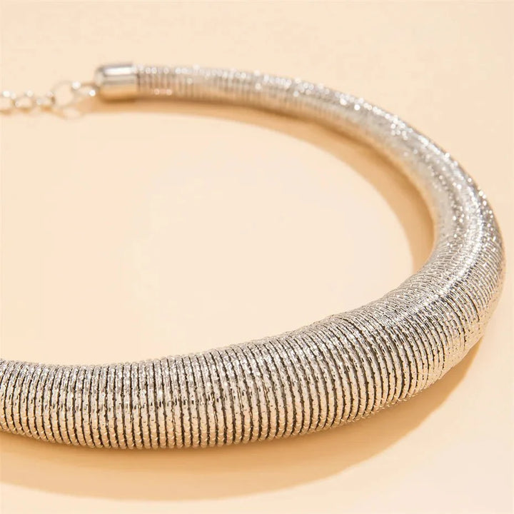 BowLift | Classy Chunky Textured Choker Necklace