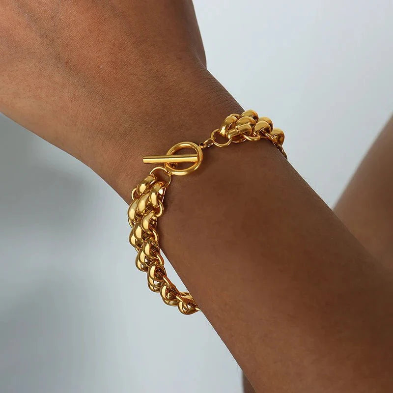 BowLift | Classy Rice Bead Necklace and Bracelet