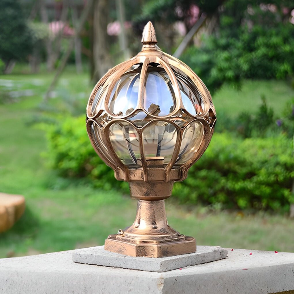 BowLift | Classic Garden Lamp on Pole with Glass Shade