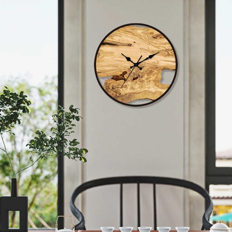 BowLift | GlasTime – Transparent Wall Clock with Silent Movement and Modern Design