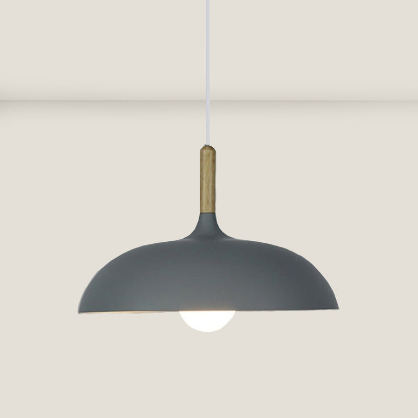 Oak wood ceiling light in Nordic design – LED wood plafond lamp | Bowlift