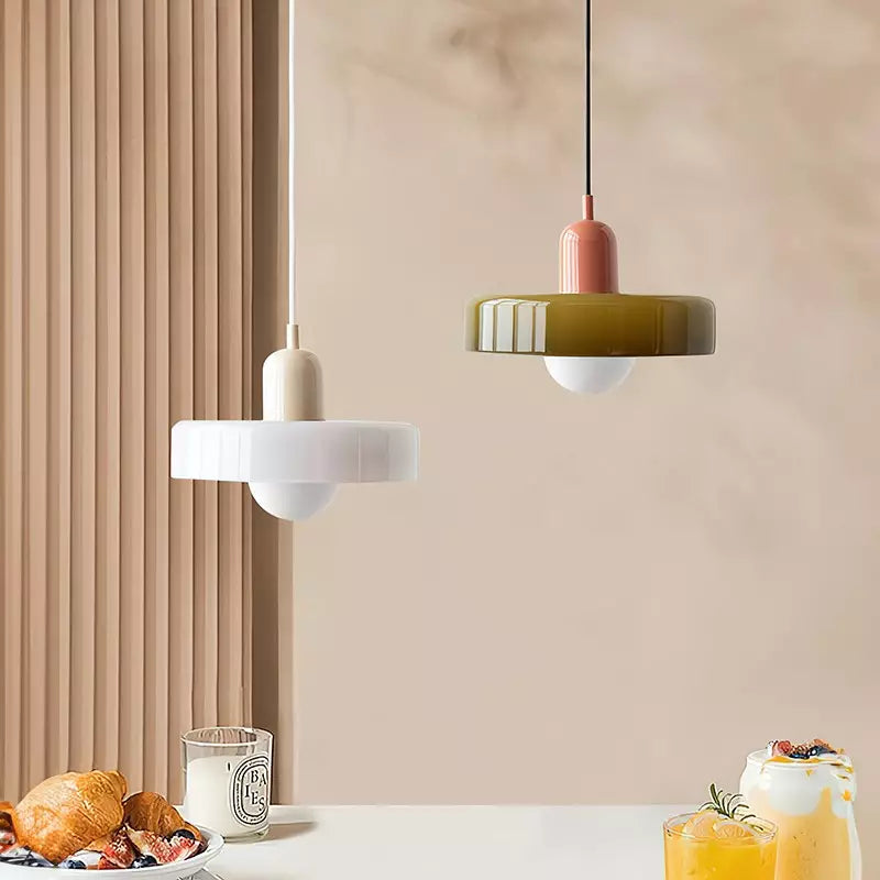 BowLift | Colourful Pendant Lamp in Bauhaus Style - StiloGlas