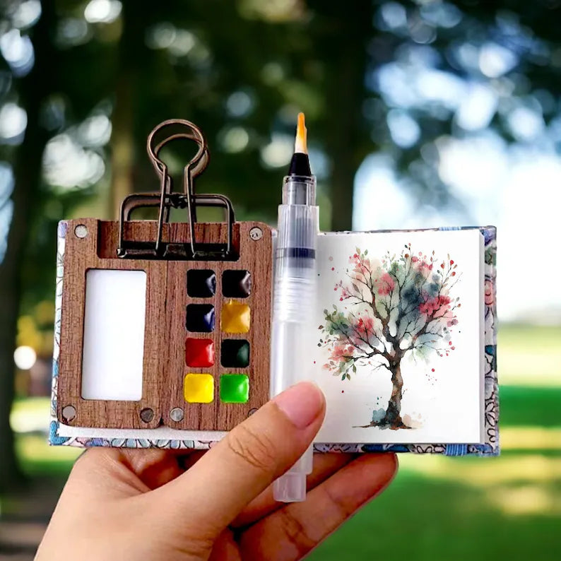 BowLift | Compact Creativity Anytime, Anywhere - KunstZet Watercolour Set