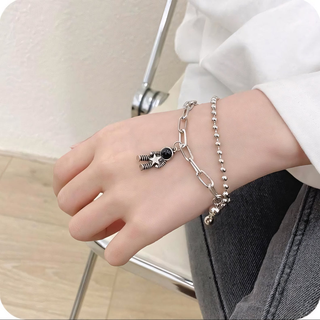 BowLift | Couples Astronaut Magnetic Heart Bracelet Set