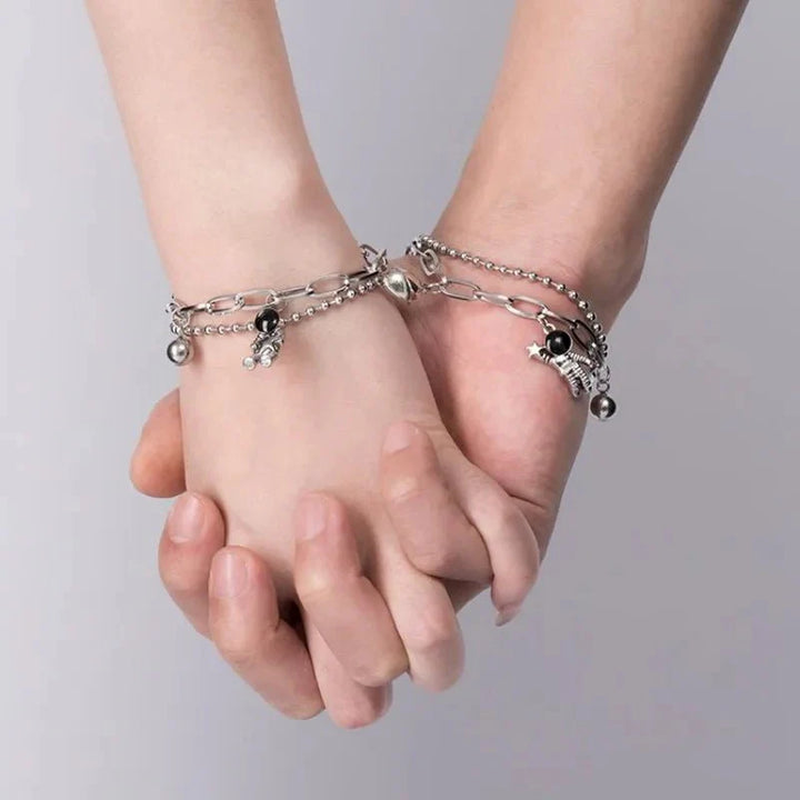 BowLift | Couples Astronaut Magnetic Heart Bracelet Set