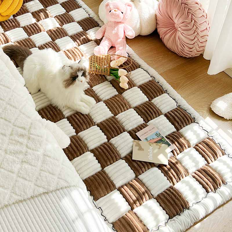BowLift | HOMECUDDLE Blanket – Soft Chenille Pet Blanket with Style & Furniture Protection