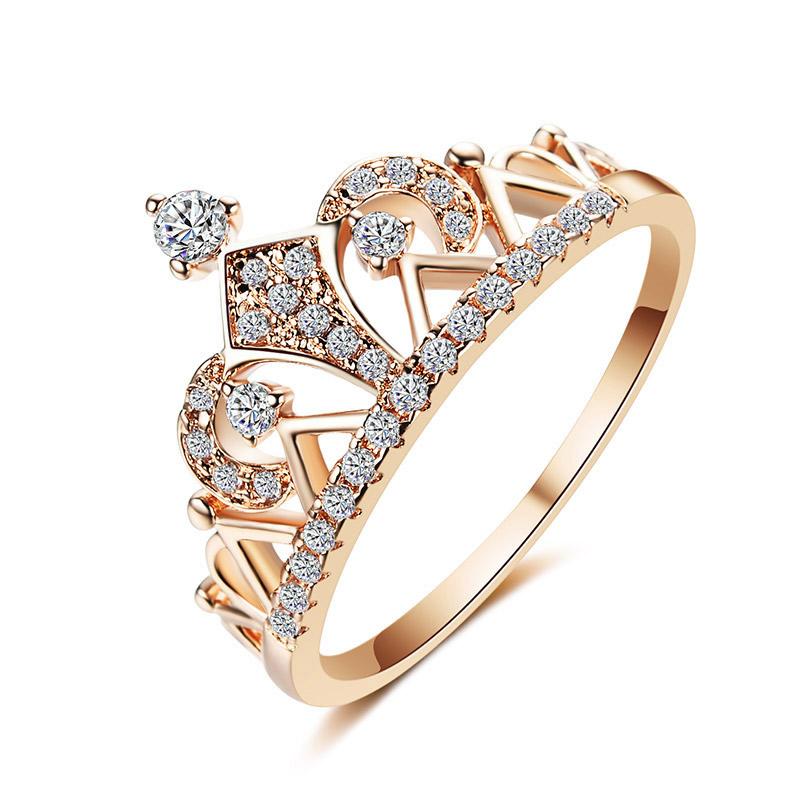 Cubic Zirconia Princess Crown Ring | Bowlift