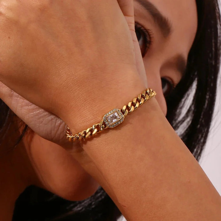 BowLift | Cuban Chain Square Cut Diamond Choker and Bracelet
