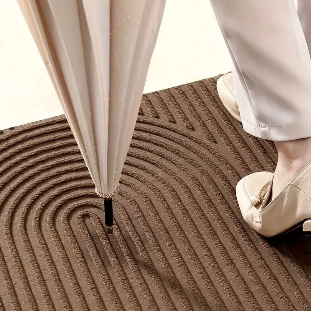 BowLift | CURVIMAT – Absorbent Curved-Line Mat for Modern Entryways