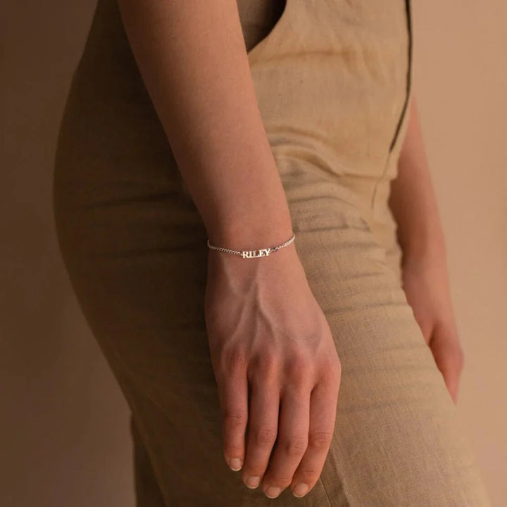 BowLift | Customized Name Chain Bracelet