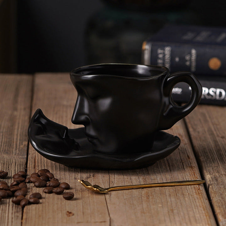 BowLift | KissMug – The fusion of art, love & coffee pleasure