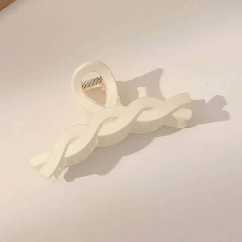 BowLift | Elegant hair clip with strong hold for every hair type