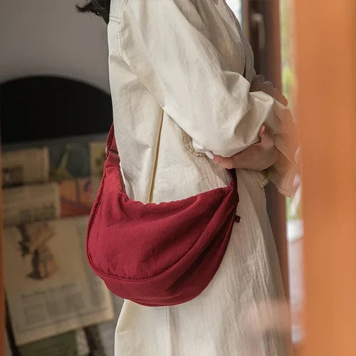 BowLift | Simple Women's Knödel Crossbody Bag