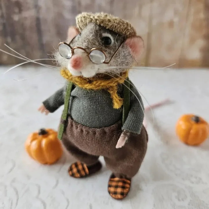 BowLift | Handmade Felted Mouse Decoration | Eco-Friendly Wool | Holiday Ornament & Gift