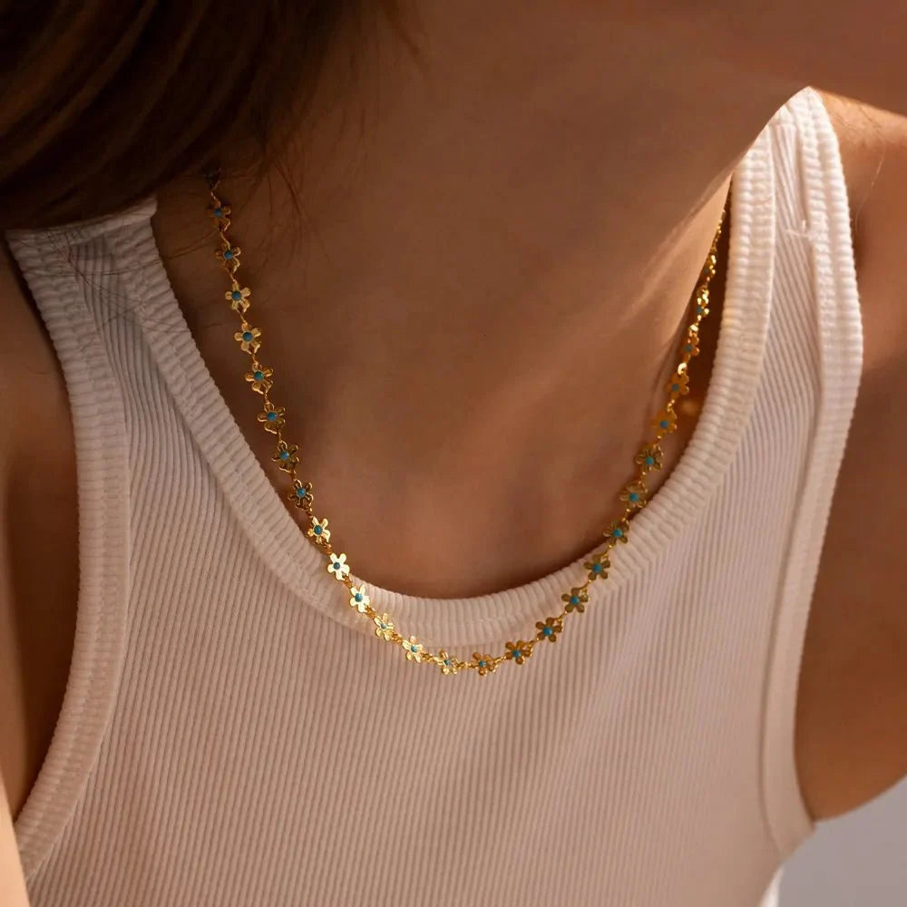 BowLift | Dainty Blue Floral Necklace