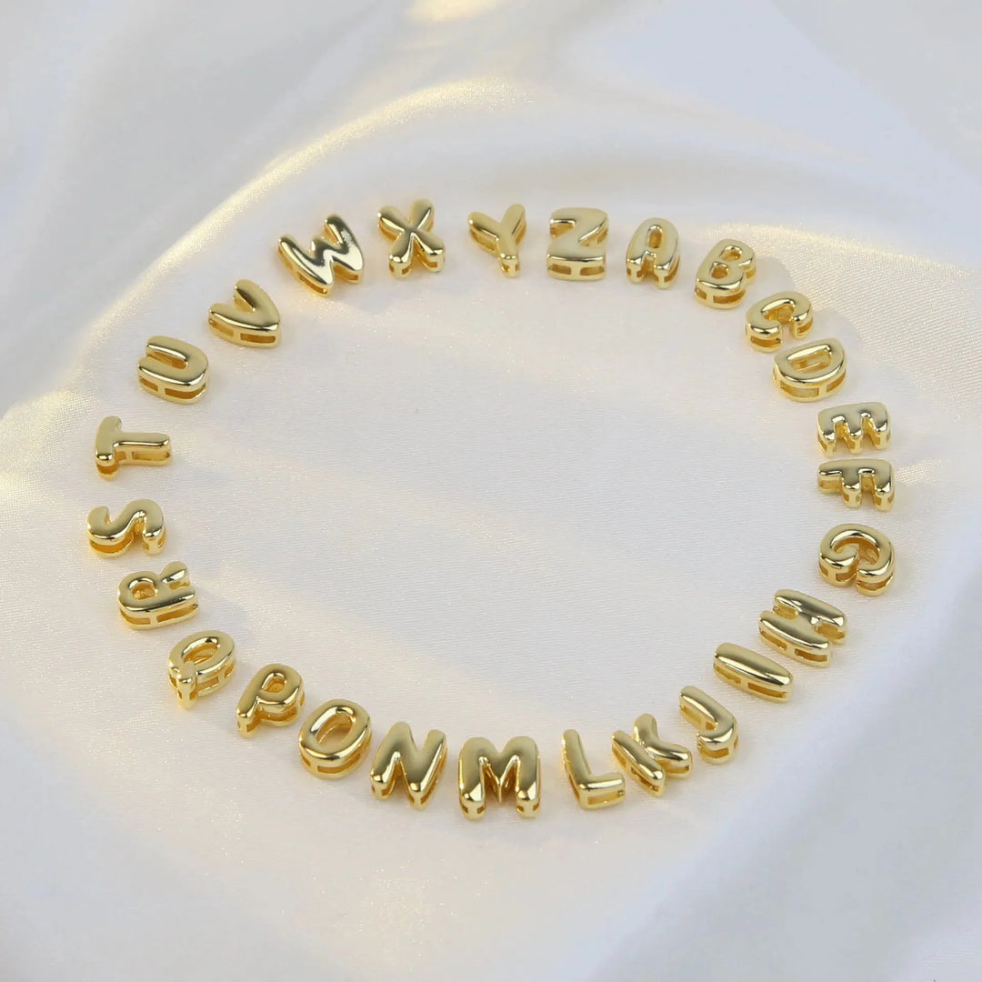 BowLift | Dainty Bubble Letter Name Necklace