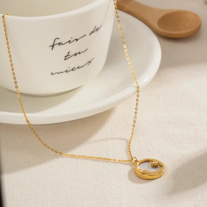 BowLift | Dainty Crescent Moon & Star Pendant Necklace