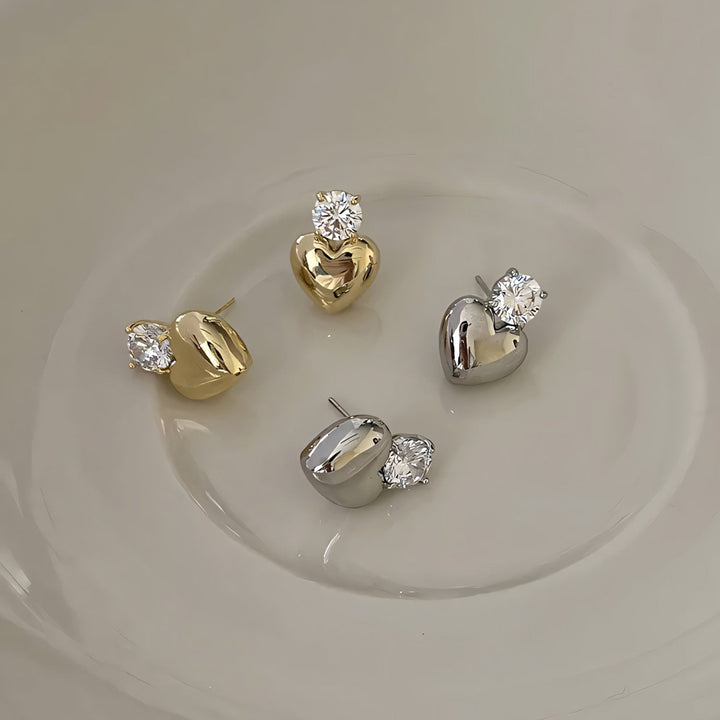 BowLift | Dainty Diamond Heart Stud Earrings