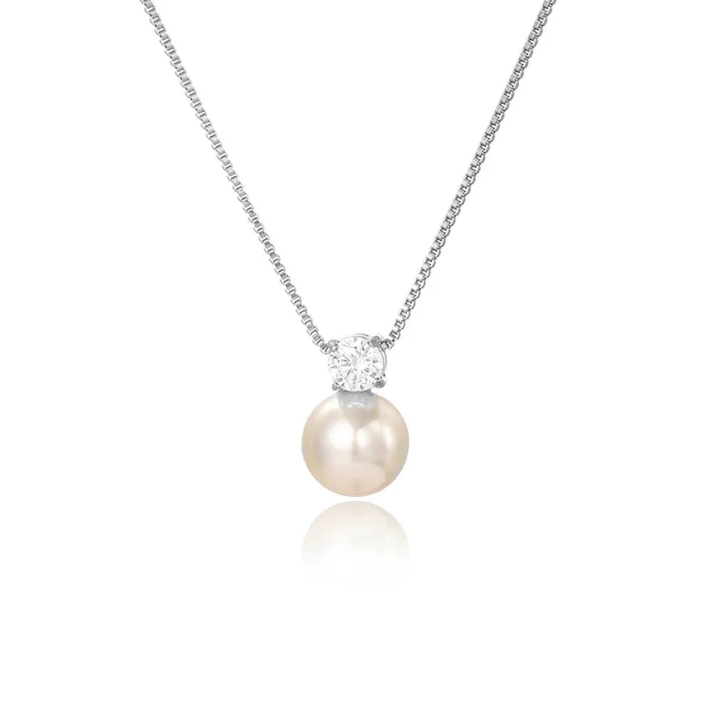 BowLift | Dainty Diamond Pearl Necklace