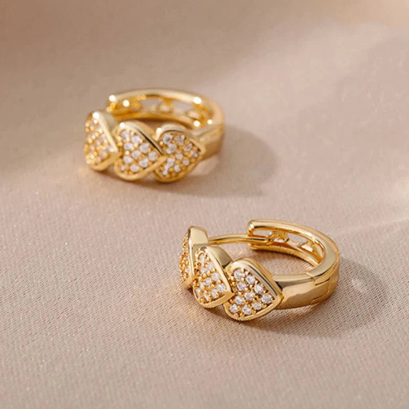 BowLift | Dainty Hoop Heart Earrings