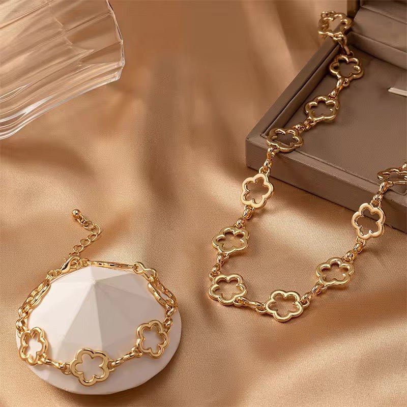 BowLift | Dainty Open Clover Choker Necklace, Bracelet, Earring Set