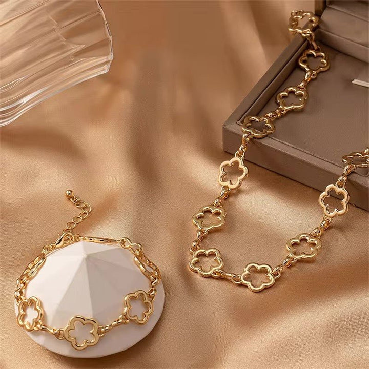 BowLift | Dainty Open Clover Choker Necklace, Bracelet, Earring Set